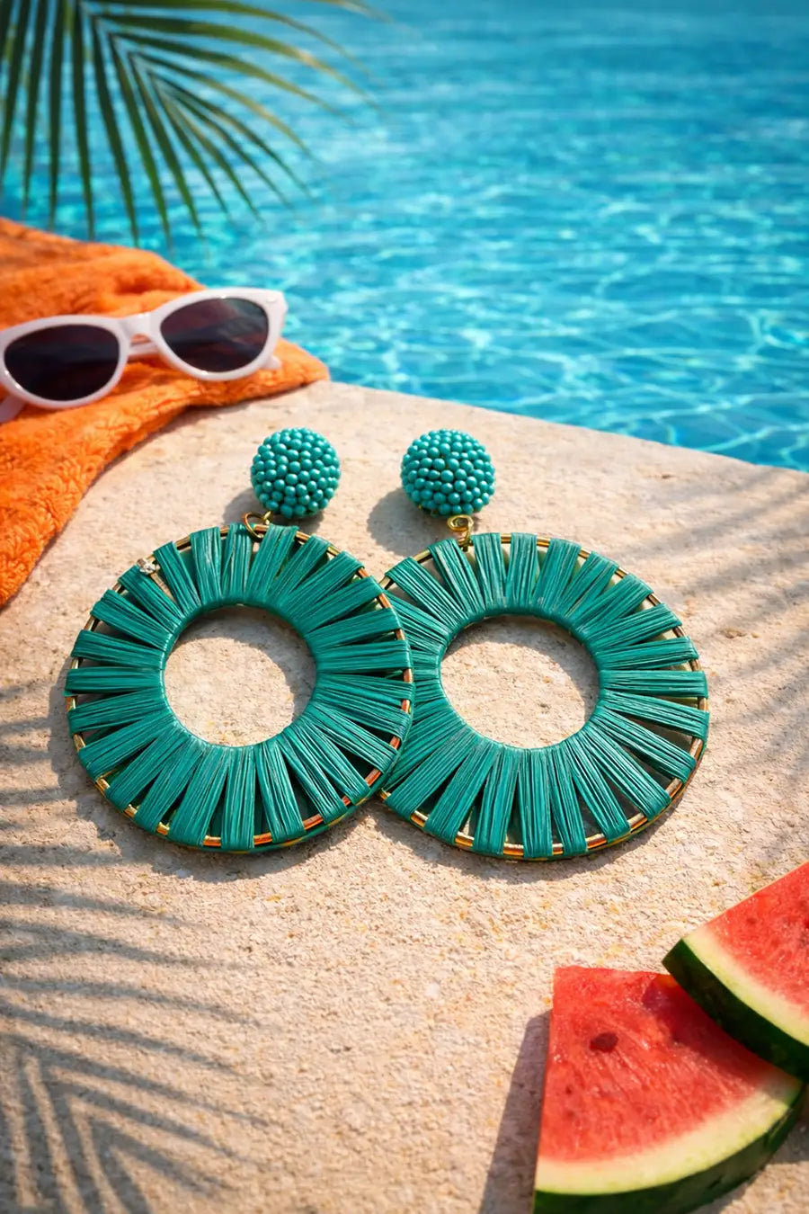 Bold Round Frame